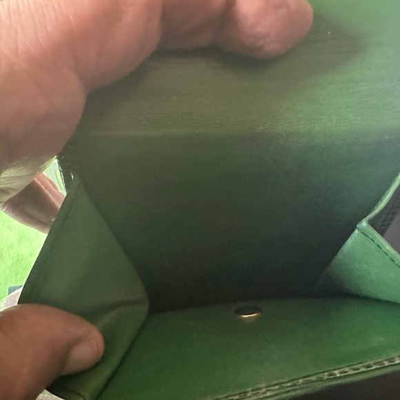 LOUIS VUITTON Epi Portefeuille Elise Wallet Green LV - Picture 8 of 14